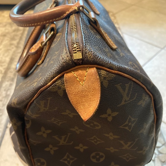 LOUIS VUITTON SPEEDY 30 HANDBAG - Picture 6 of 12